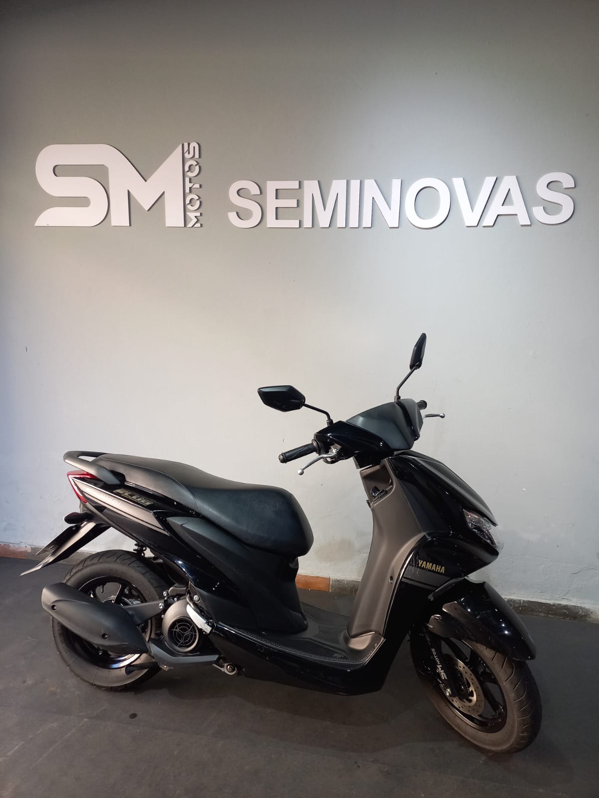 FLUO 125 - 2022/2023 - SEMINOVA